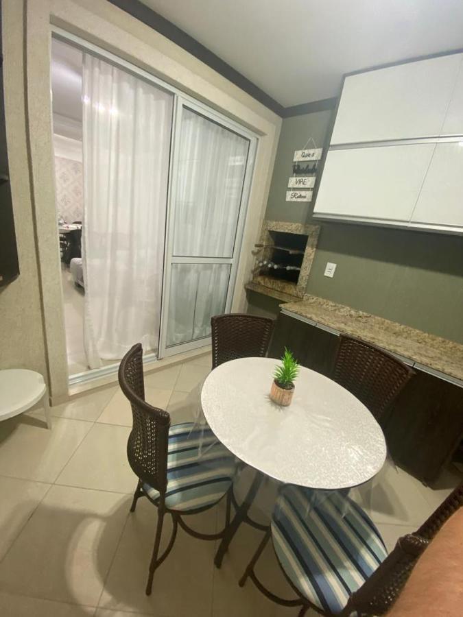 Apartamento Garden Ville, 200m Da De Bombas *