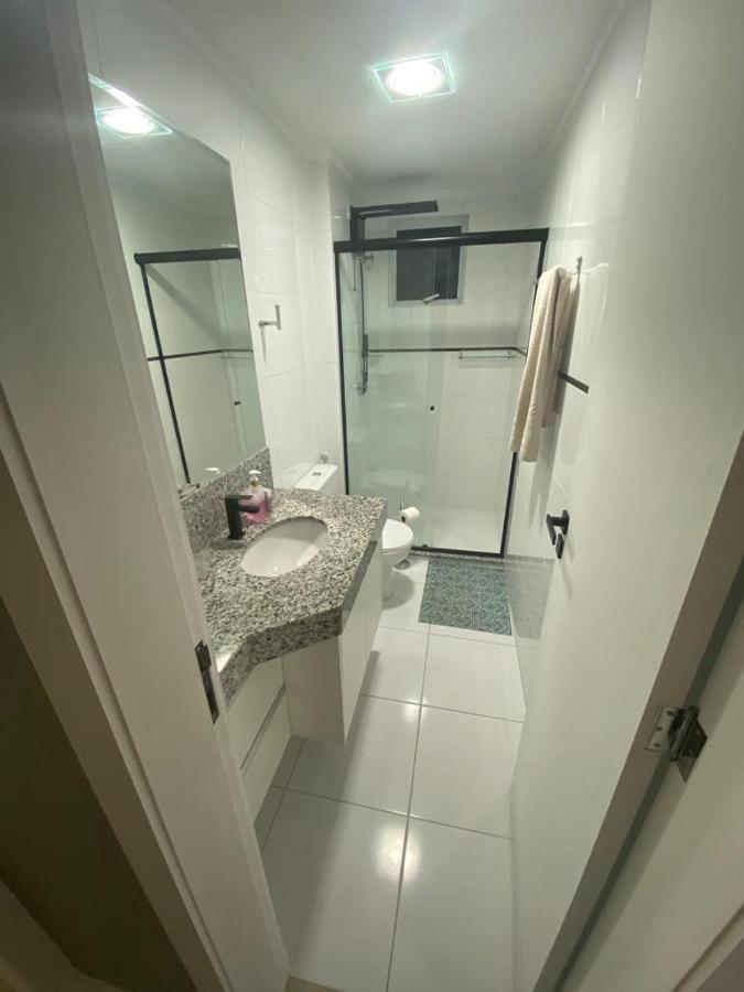 Garden Ville, 200m Da De Bombas Apartamento